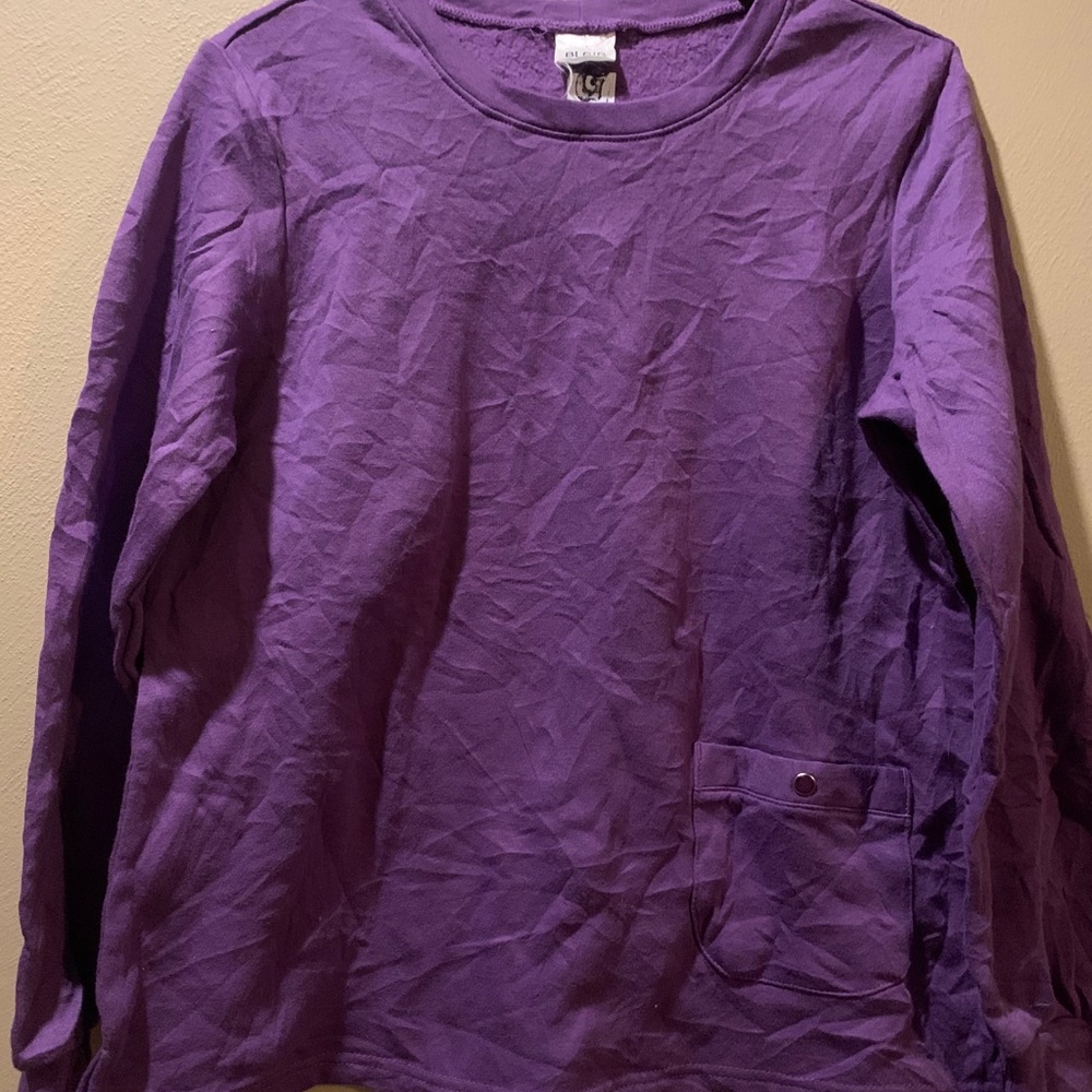 Crew neck